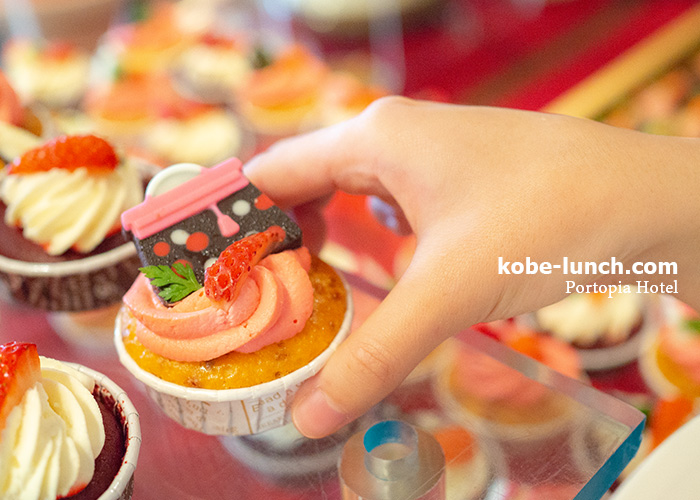 ポートピアホテル苺ブッフェ