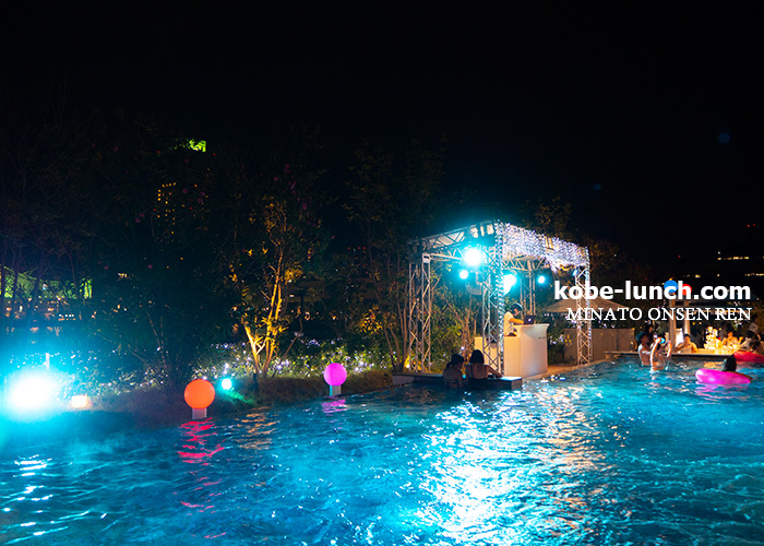 みなと温泉蓮ナイトプール