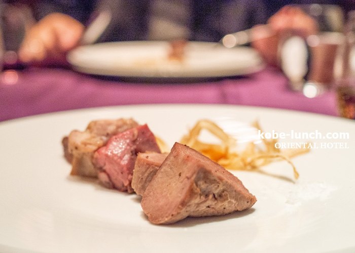 「五感を研ぎ澄ますレストラン」