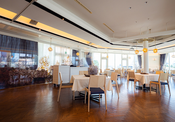 オーシャンプレイスの店内インテリア