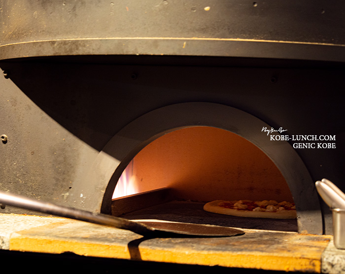 バールチッチャでピザランチとディナー