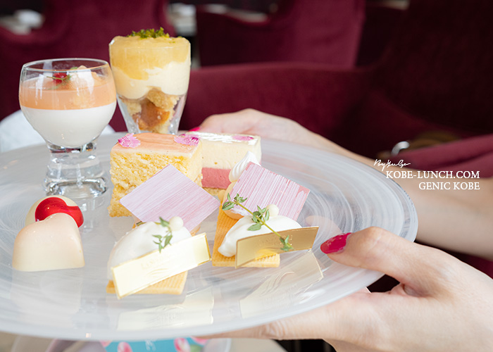 ラスイート神戸の桃のアフタヌーンティー