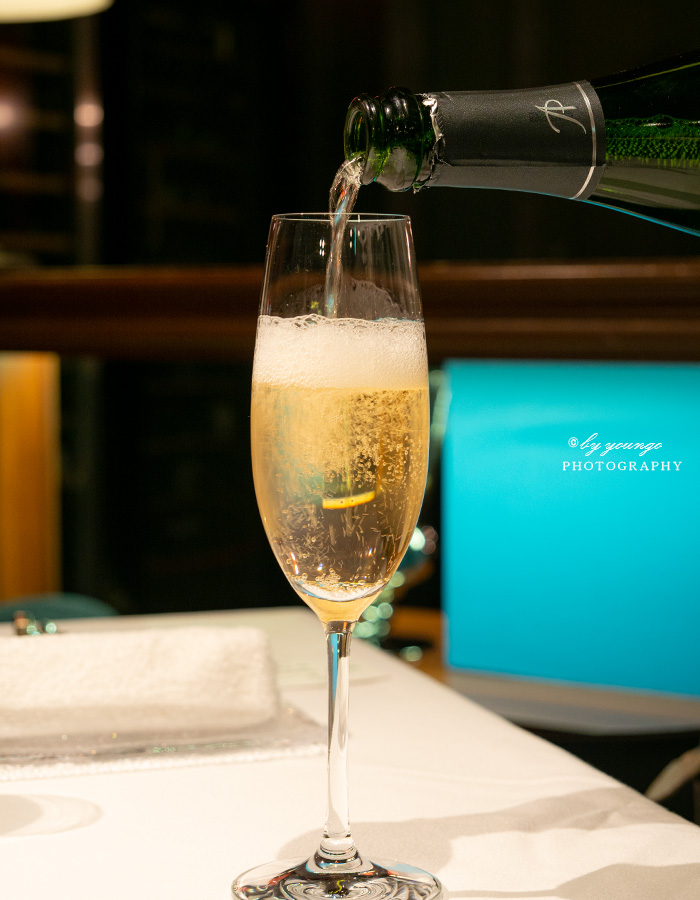 大阪赤レンガ倉庫の肉フレンチ「LA VIE 1923」