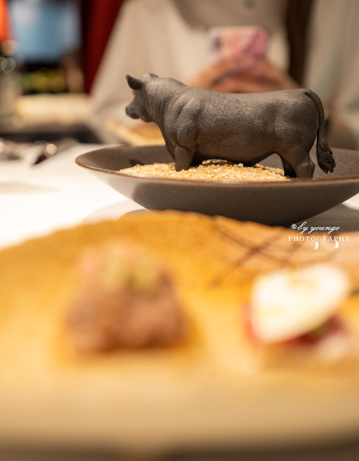 大阪赤レンガ倉庫の肉フレンチ「LA VIE 1923」